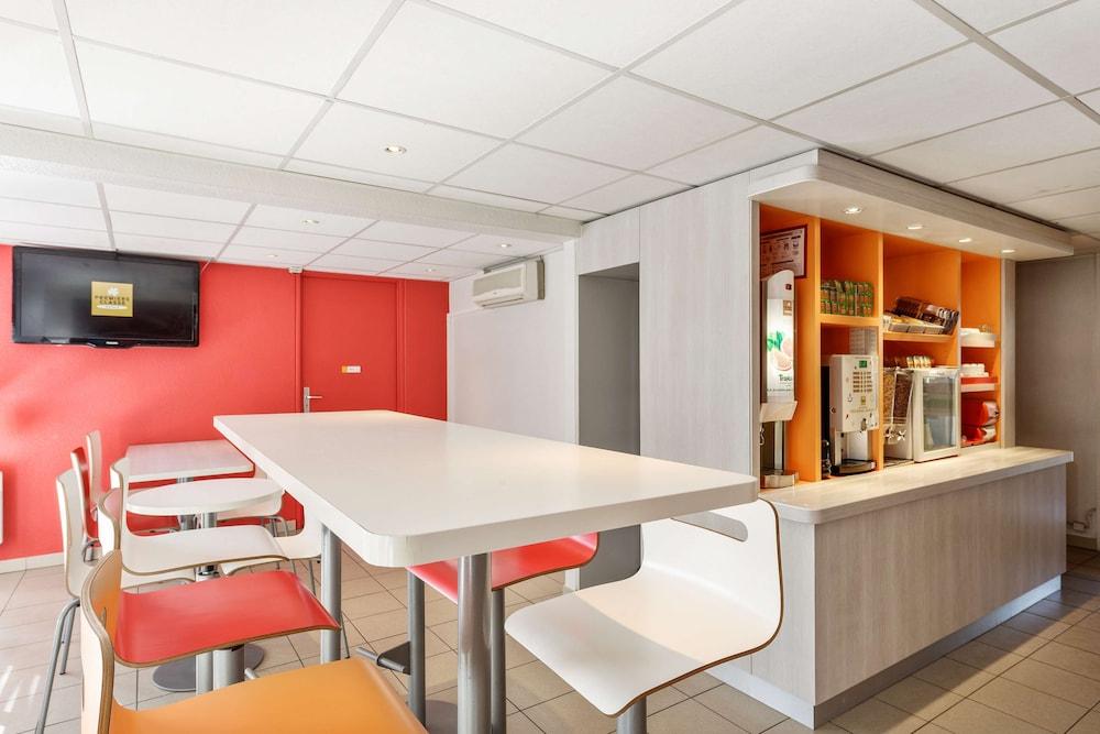 Premiere Classe Montelimar Nord - A7 Sortie 17 Les Tourrettes Exteriér fotografie